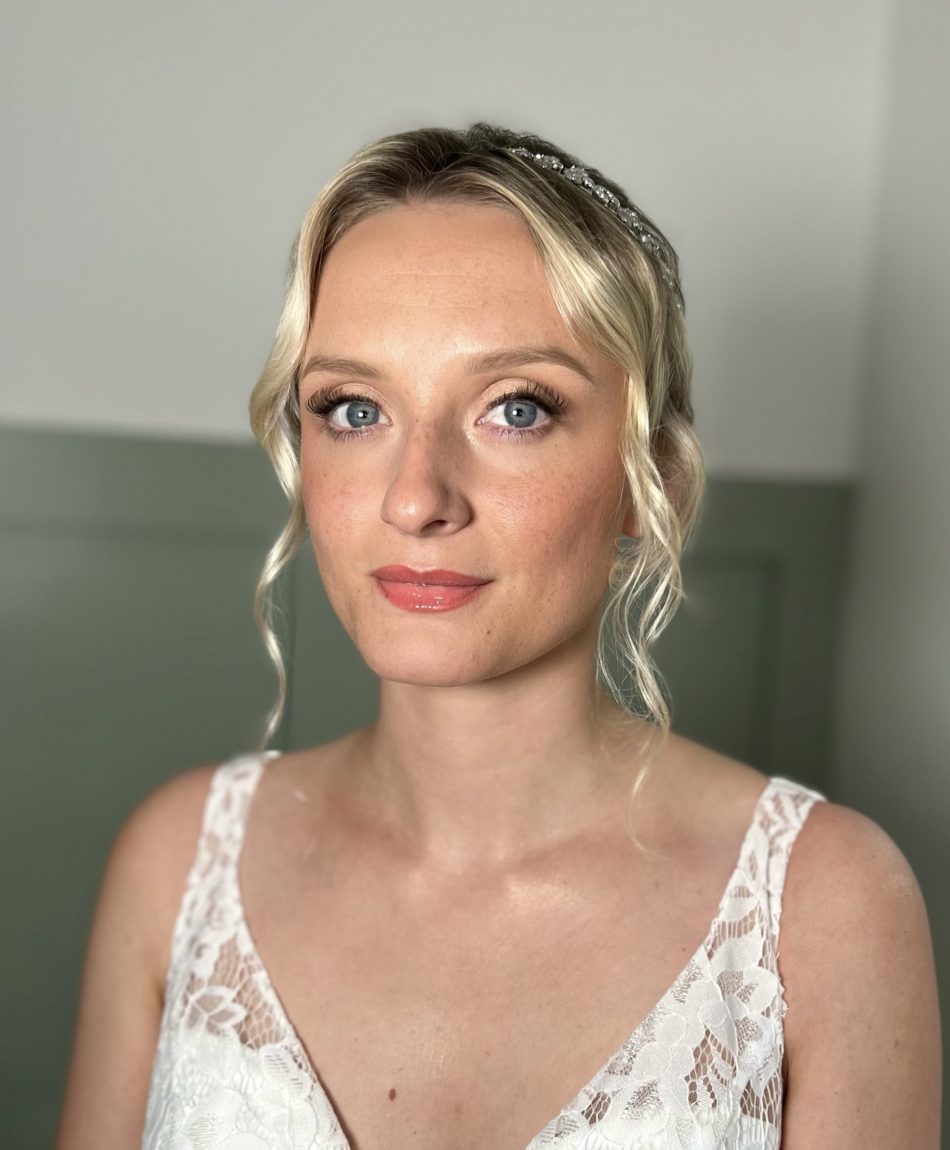 Facetune_01-06-2024-20-46-47 2