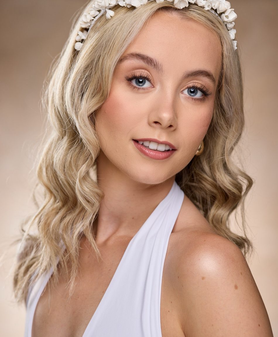 Facetune_12-06-2025-11-47-14