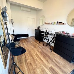 Élevé Salon